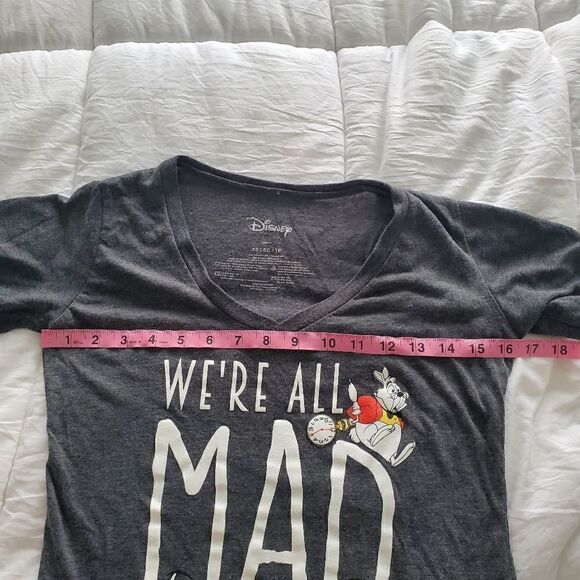Disney Alice in Wonderland V Neck T-shirt - Picture 6 of 6